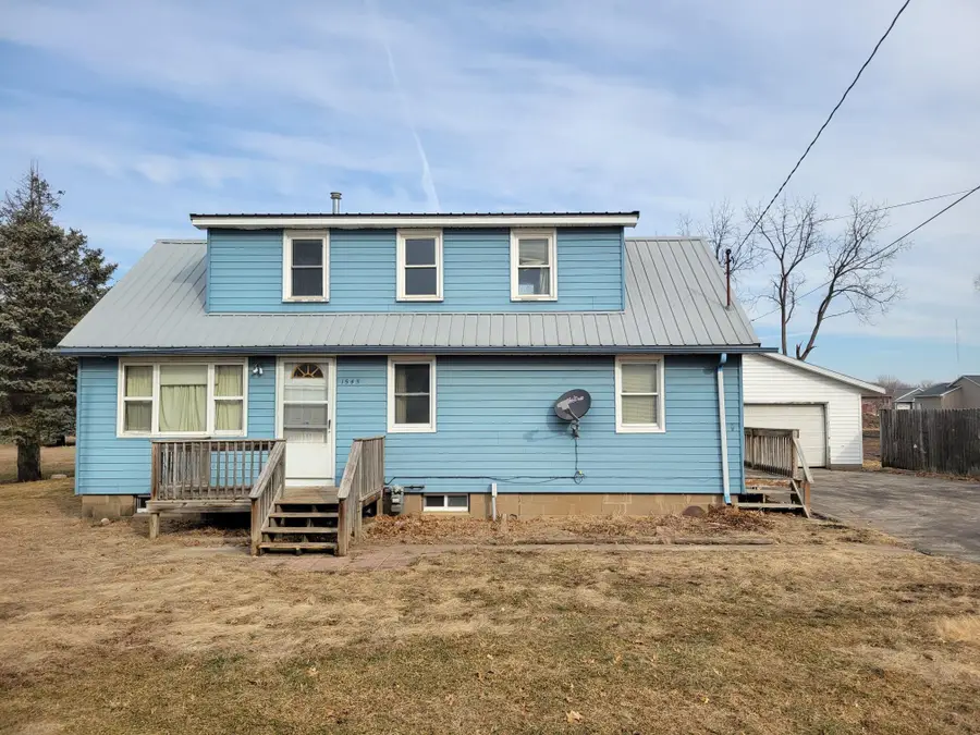 1545 W Gilbert Drive, Evansdale, IA 50707 - #2