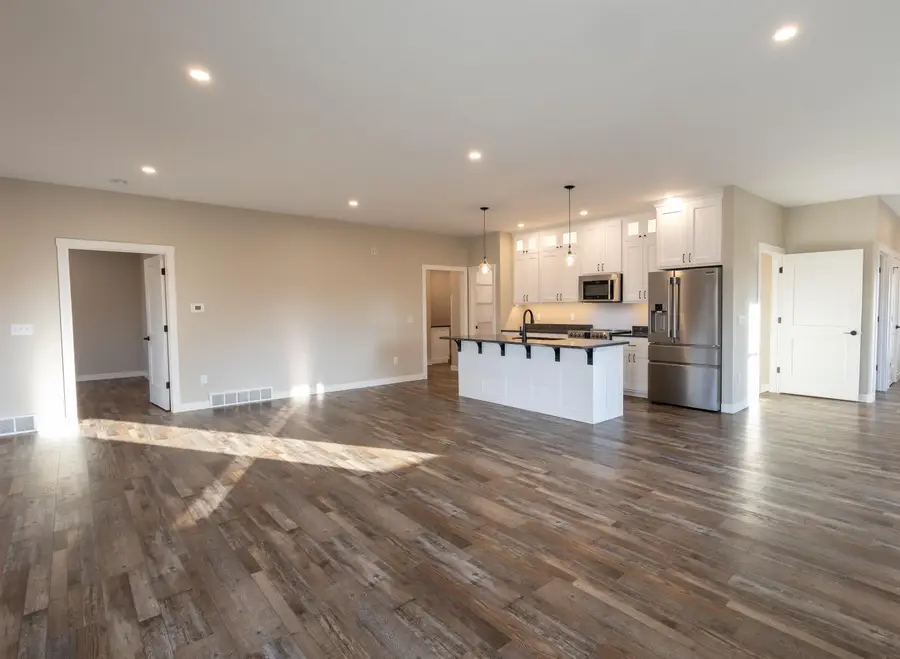 108 Highland Drive #1, Decorah, IA 52101 - #2