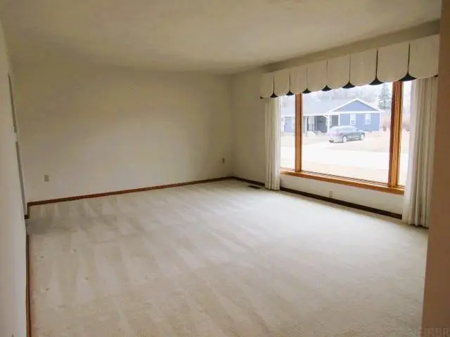 907 Southhaven Drive, Monticello, IA 52310 - #3