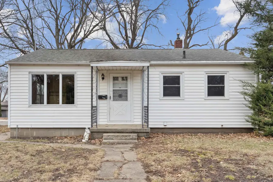 2023 Ashland Avenue, Cedar Falls, IA 50613 - #2