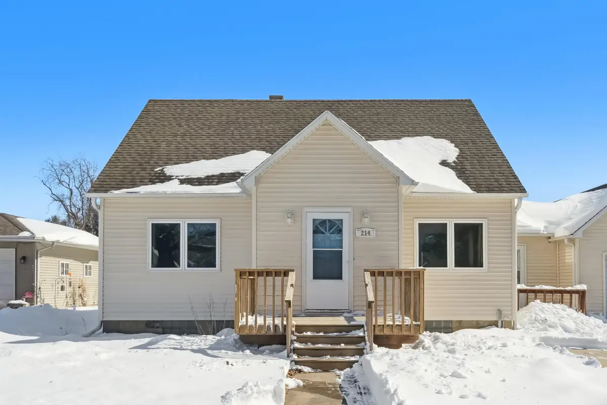214 9th Street, Aplington, IA 50604 - #1