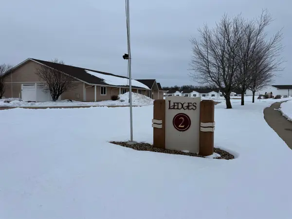 1501 SW 3rd Street #216, Waverly, IA 50677