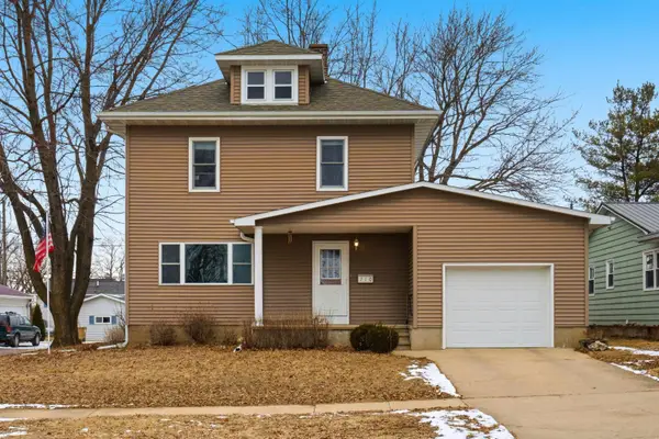 710 SE 5th Avenue, Dyersville, IA 52040