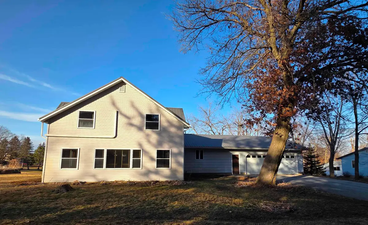 111 Pine Street, North Washington, IA 50661 - #1