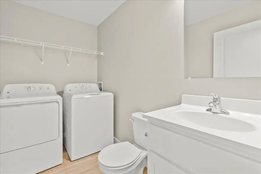 4233 Mourning Dove Drive, Waterloo, IA 50702 - #2