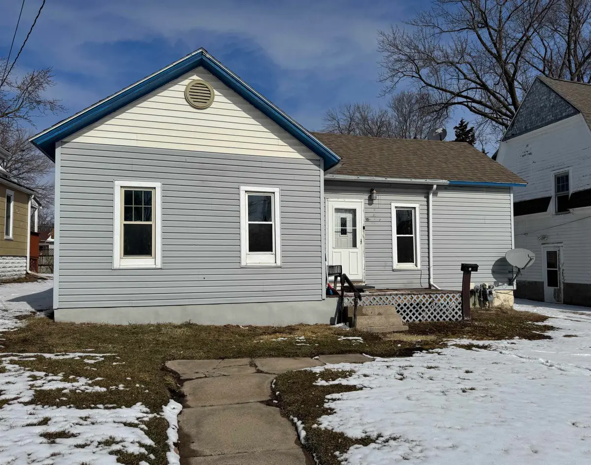 15 NW 2nd Street, Oelwein, IA 50662 - #1