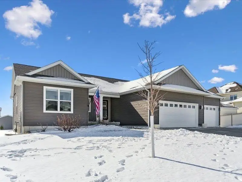 1835 Waxwing Way, Waterloo, IA 50701 - #2