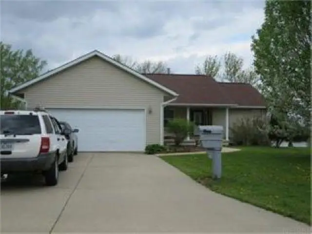 3905 Memory Lane, Waterloo, IA 50701 - #1