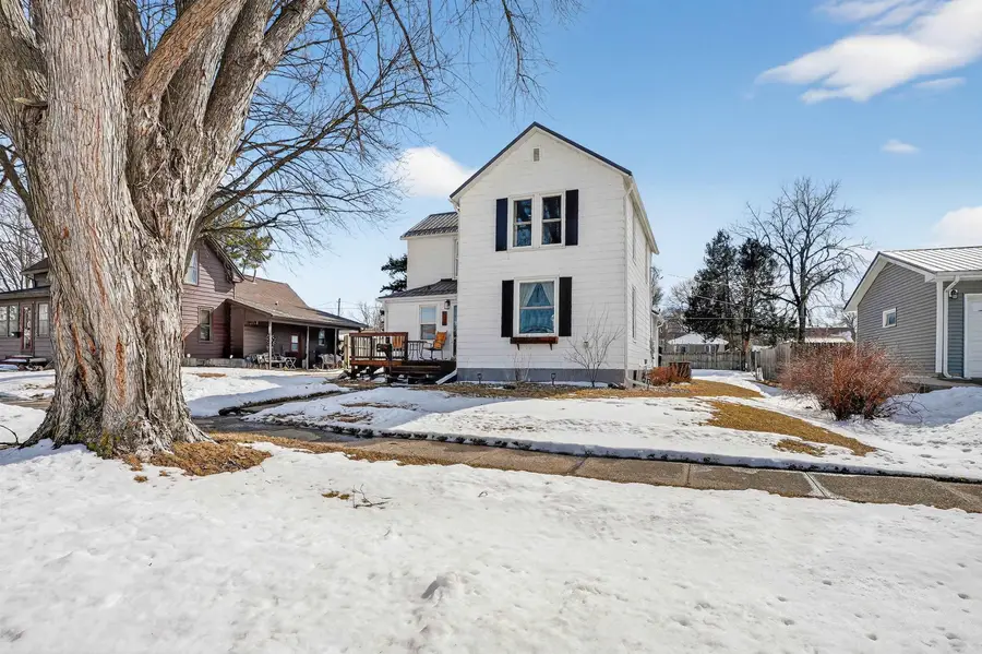 106 Clark Street, Reinbeck, IA 50669 - #2