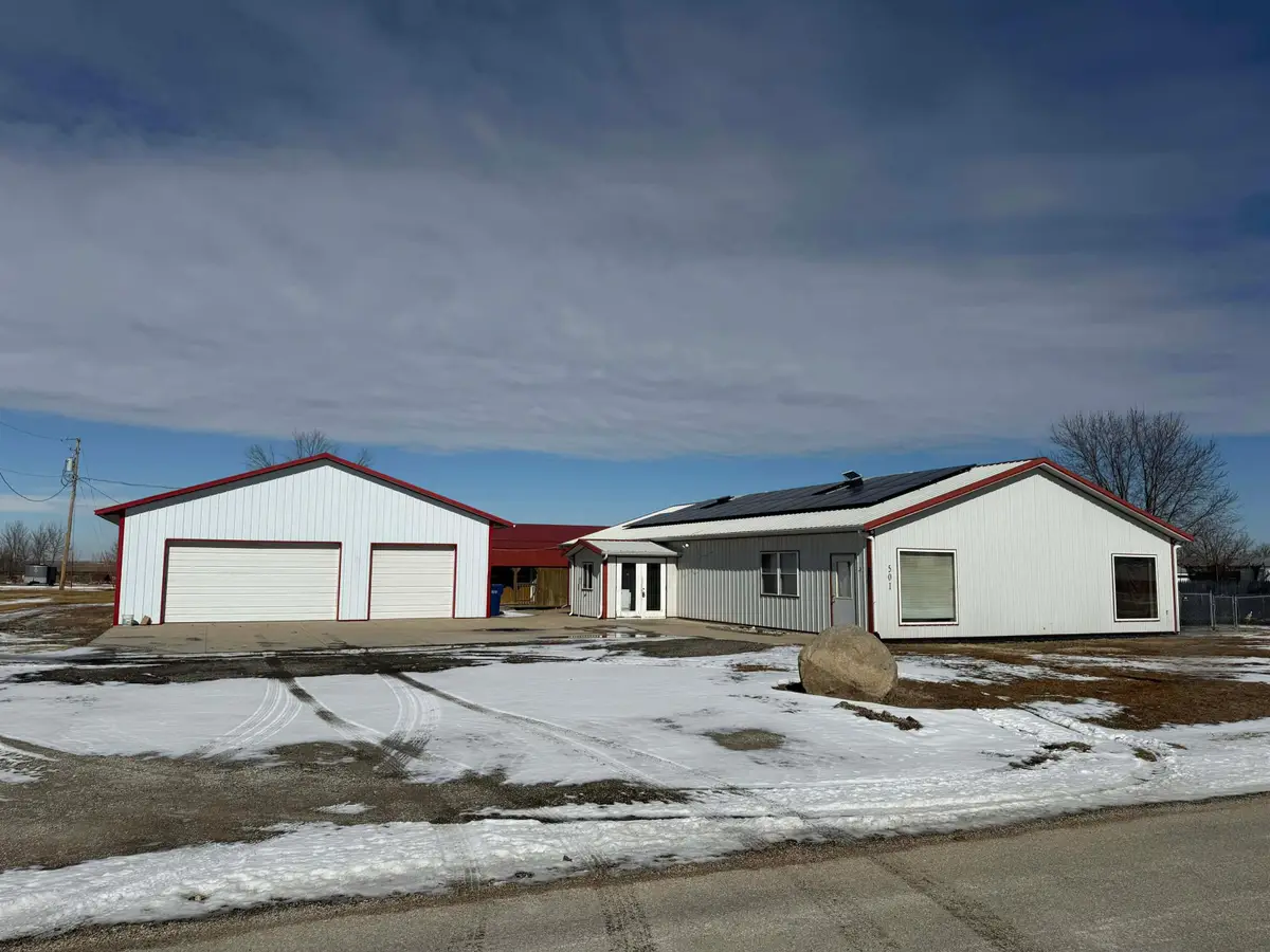 501 NE Prospect Street, Blairstown, IA 52209 - #1