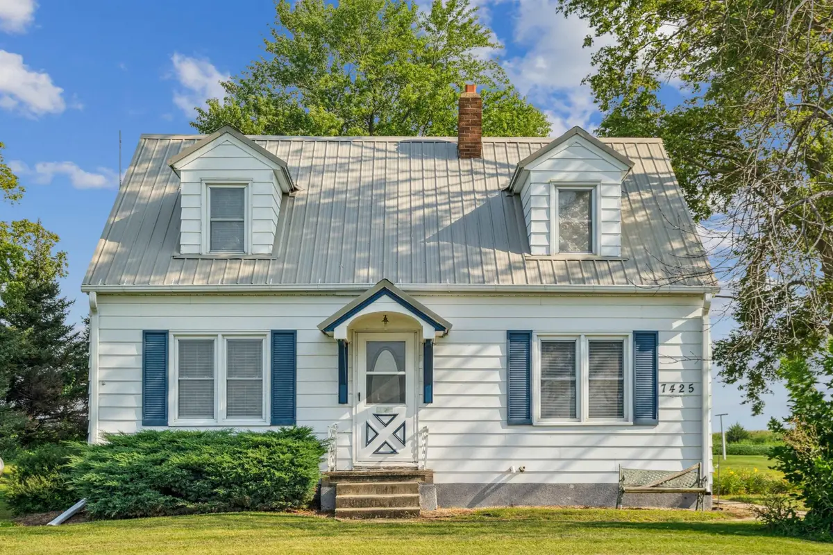 7425 Poyner Road, Jesup, IA 50648 - #1