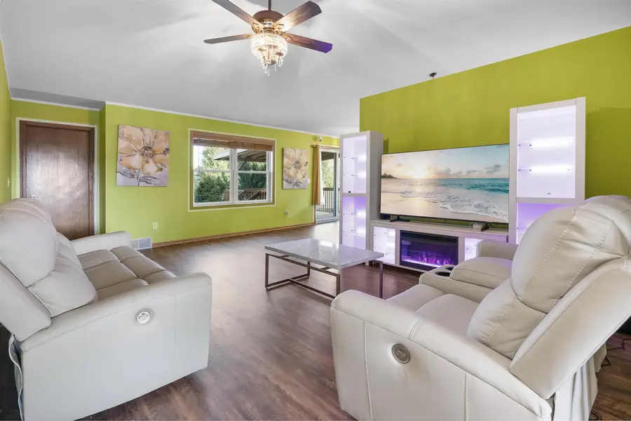 5531 Summerland Drive, Waterloo, IA 50701 - #2