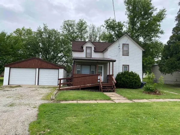 907 Iowa Street, Dysart, IA 52224