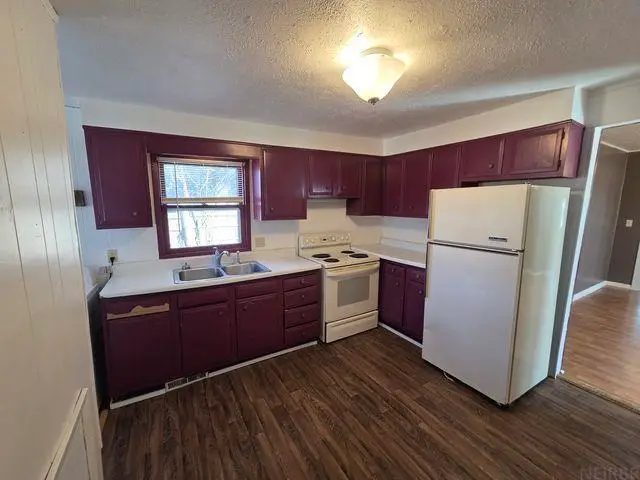 825 Prospect Street, Lamont, IA 50650 - #2