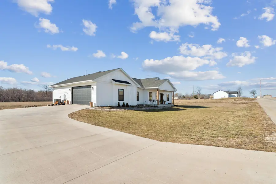 105 Pine Ridge Road, New Hartford, IA 50660 - #3