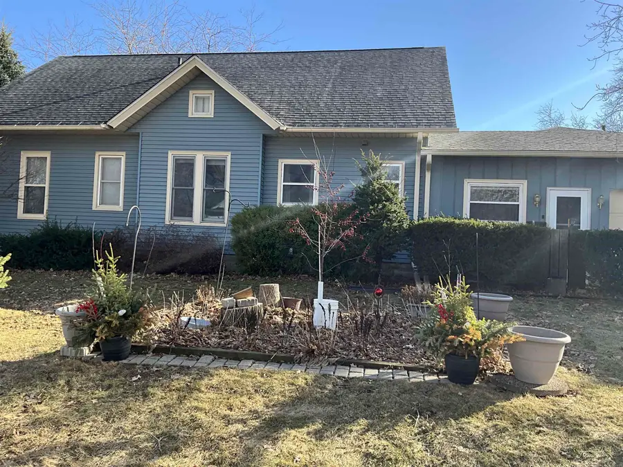319 N Pine Street, West Union, IA 52175 - #2