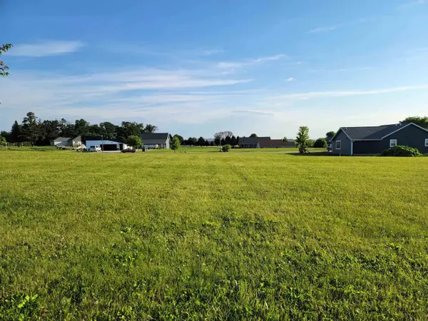 00 Cambridge Street, Cresco, IA 52136