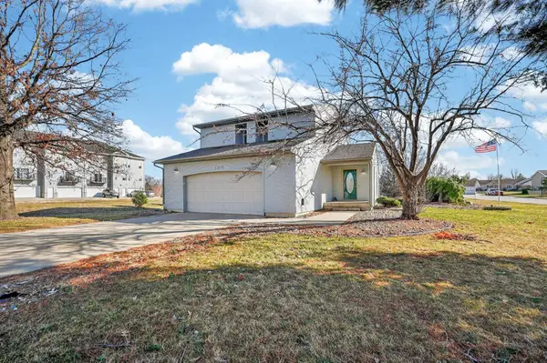 1319 Leitha Terrace, Waverly, IA 50677