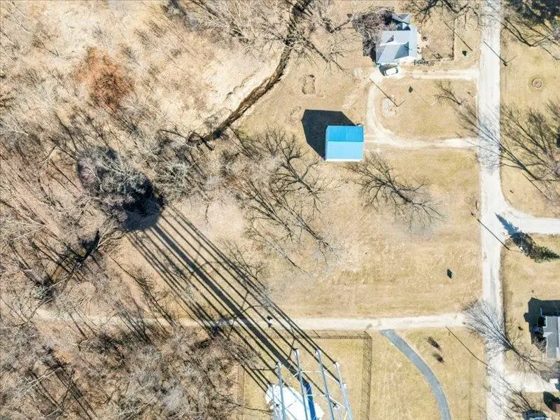 102 13th Ave Sw, Oelwein, IA 50662 - #3