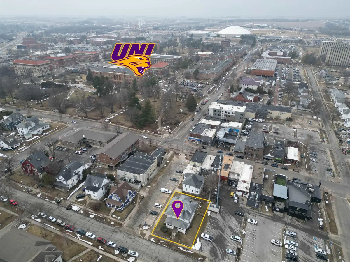 2221 Olive Street, Cedar Falls, IA 50613 - #1