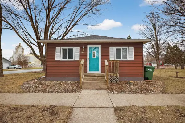 320 NW 6th Avenue, Waverly, IA 50677