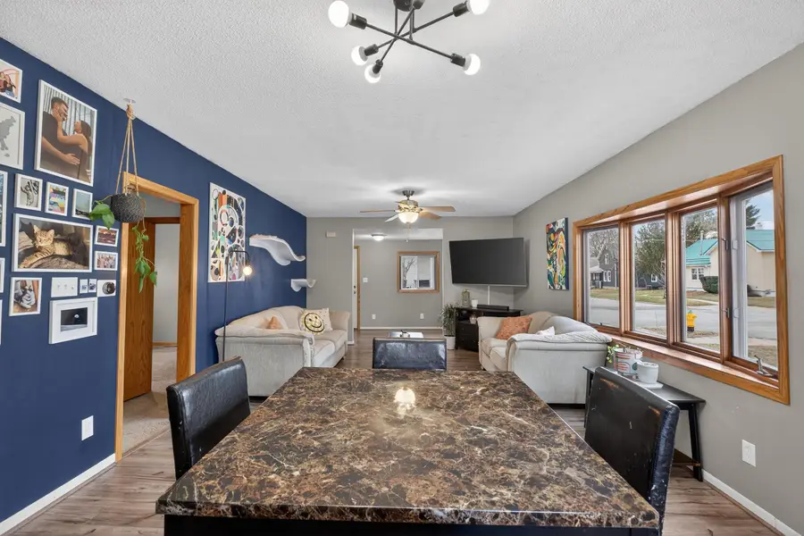 320 NW 6th Avenue, Waverly, IA 50677 - #3