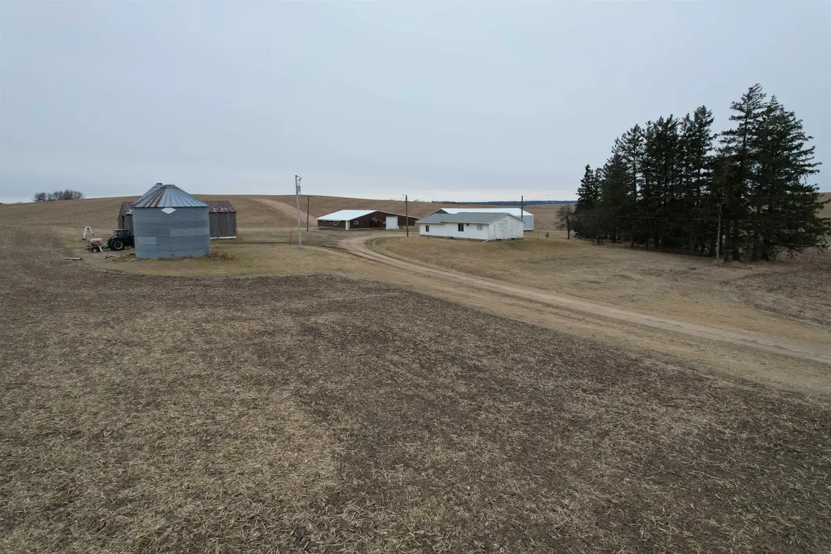 18109 E23 County Home Rd, Monticello, IA 52310 - #1