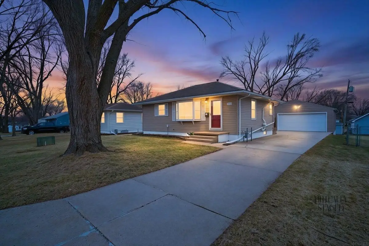 1286 Scott Avenue, Waterloo, IA 50701 - #1