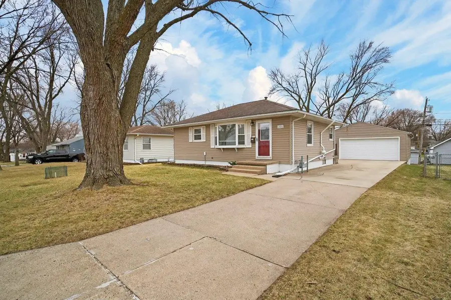1286 Scott Avenue, Waterloo, IA 50701 - #3