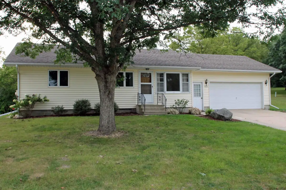 131 Niagara Drive, Waterloo, IA 50701 - #1