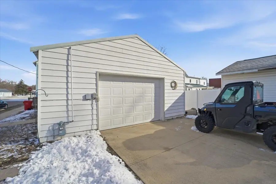 101 S Washington Street, Dunkerton, IA 50626 - #3