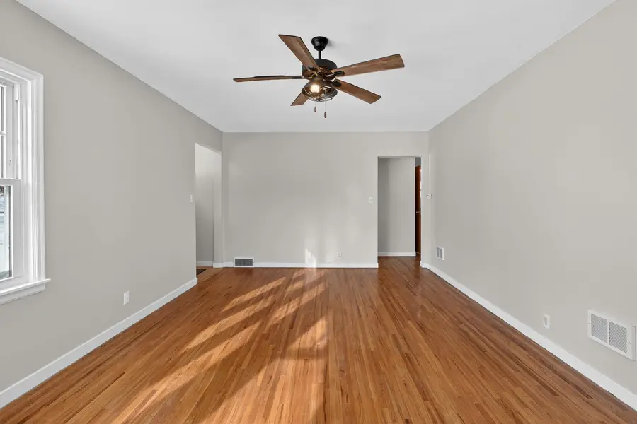 202 Byrnbrae Street, Waterloo, IA 50701 - #2