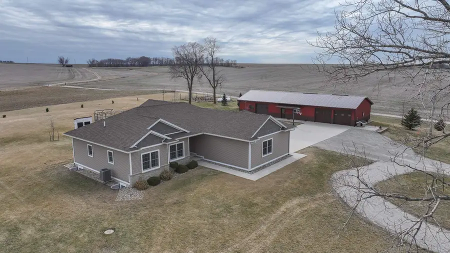 20786 270th Street, Parkersburg, IA 50665 - #2