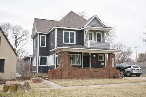 512 1st Ave Ne, Oelwein, IA 50662