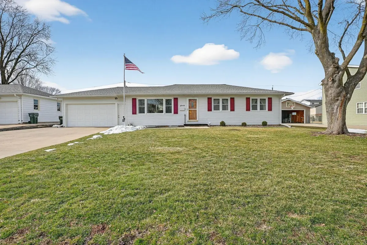 2648 Saratoga Drive, Waterloo, IA 50702 - #1