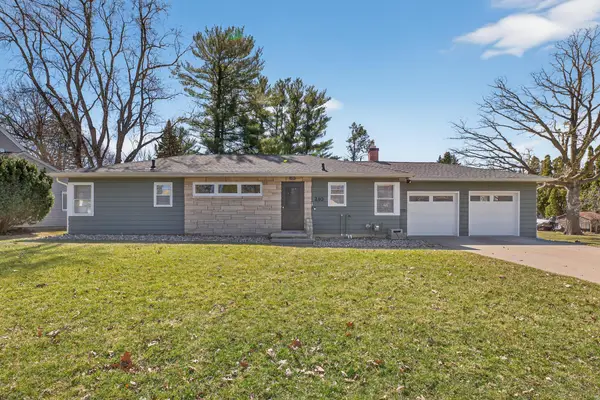 210 Ivanhoe Road, Waterloo, IA 50701