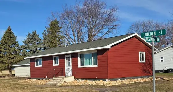 519 Westwood Drive, Strawberry Point, IA 52076