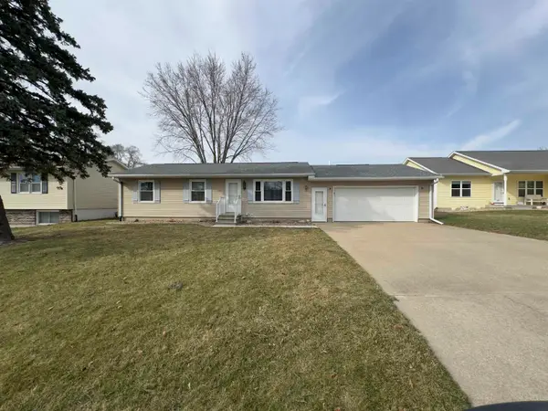 305 Shirley Avenue, Elk Run Heights, IA 50707