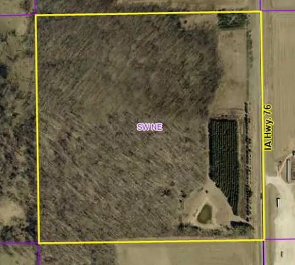 1648 Hwy 76, Waukon, IA 52172