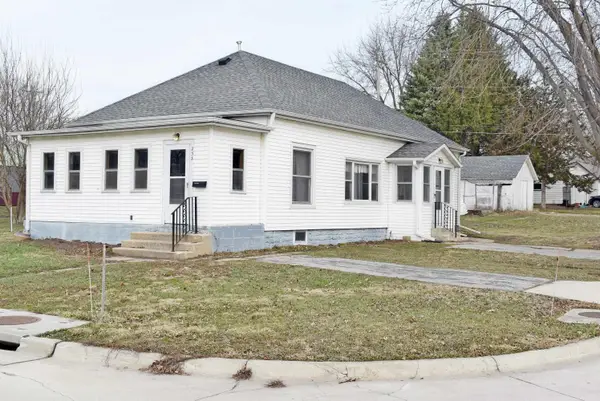 233 Vine Street, Osage, IA 50461
