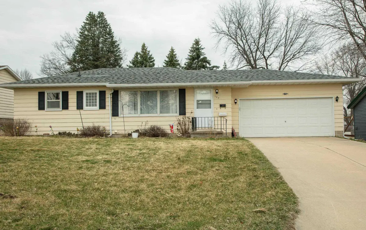 103 Primrose Lane, La Porte City, IA 50651 - #1