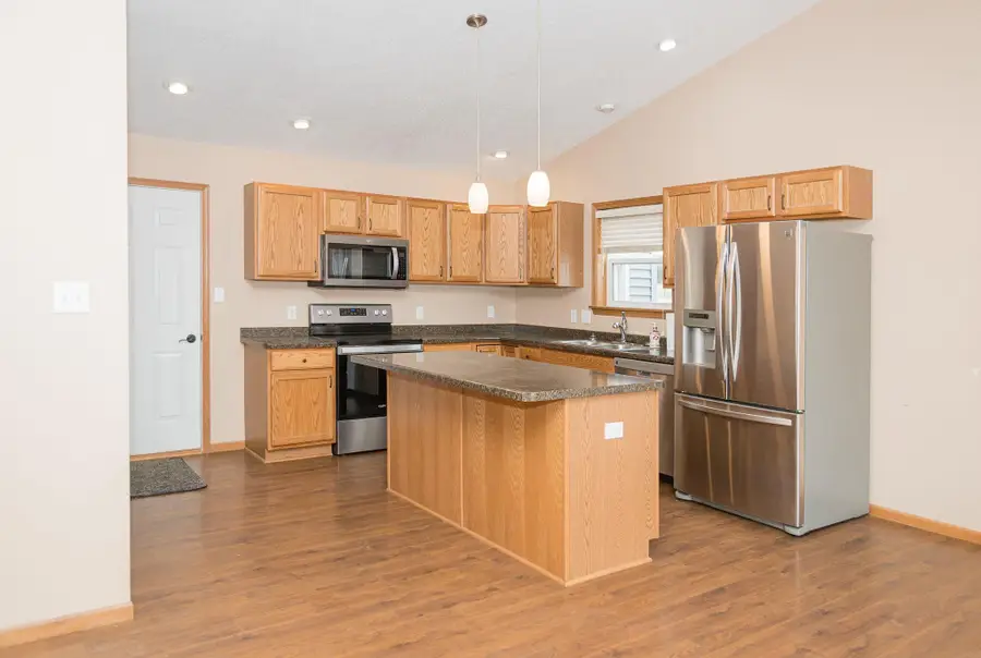 3610 Viola Drive, Waverly, IA 50677 - #2