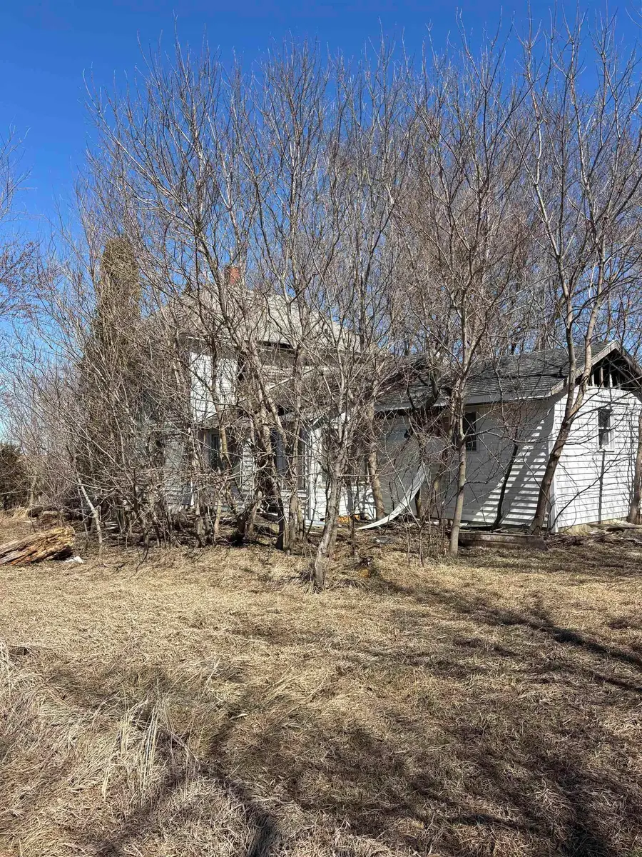 6835 80th Street, Arlington, IA 50606 - #2