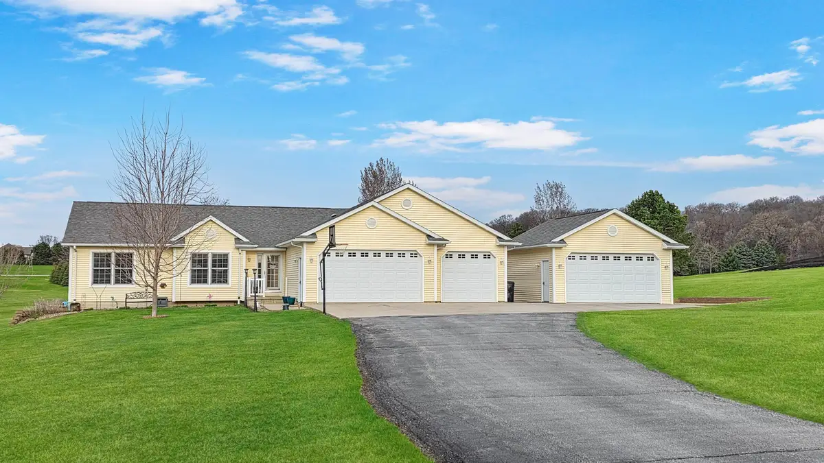 32445 Vail Avenue, New Hartford, IA 50660 - #1