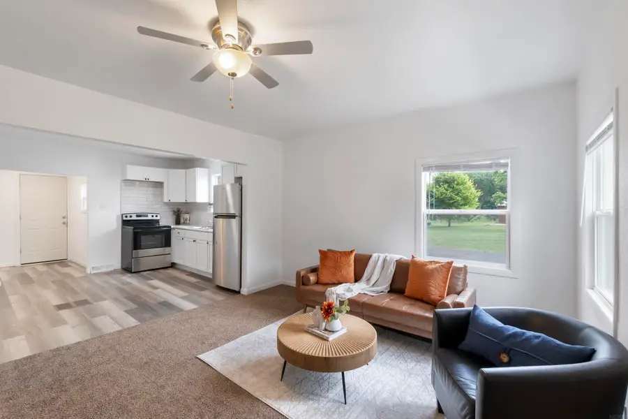 701 Shirley Street, Waterloo, IA 50707 - #2