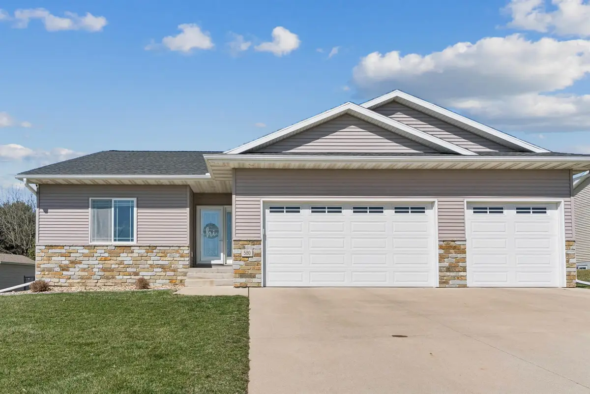 580 W Central Street, Raymond, IA 50667 - #1