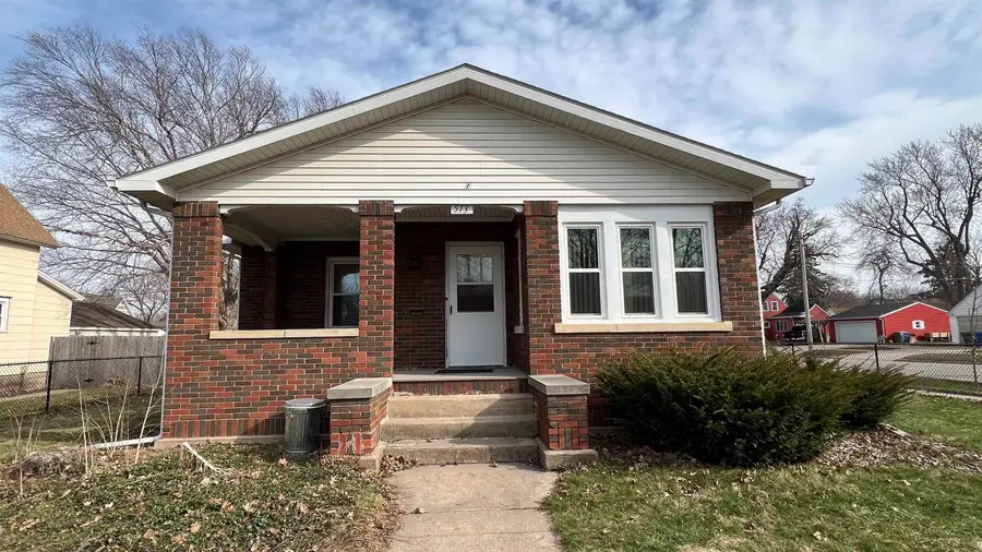 513 3rd Avenue, Charles City, IA 50616 - #2