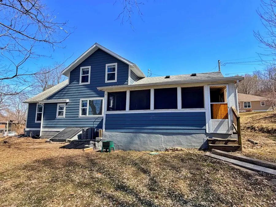 309 John Street, Decorah, IA 52101 - #3