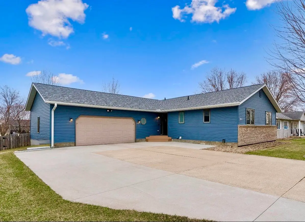 3837 Tami Terrace, Waterloo, IA 50701 - #1
