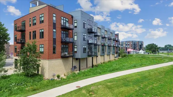 250 State Street #303, Cedar Falls, IA 50613